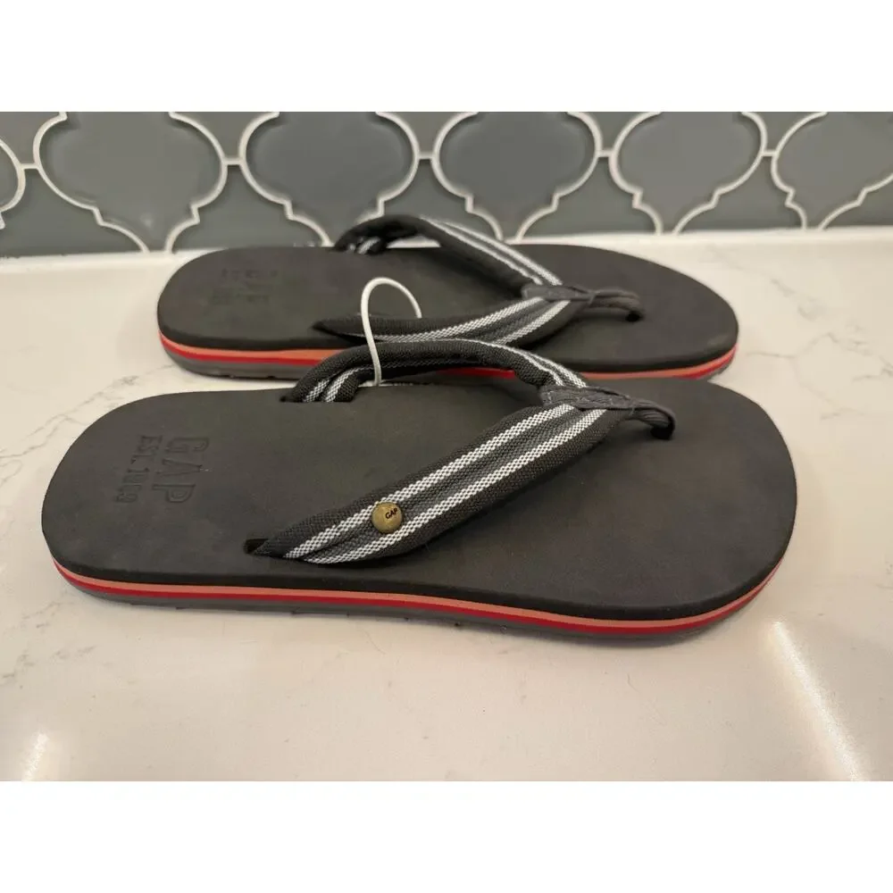 GAP men Beach Sandals flip flops medium Size 8 rubber textile grey white NWT